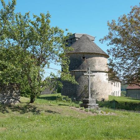 La Ferme Aux Glycines Hotel Aillevans ภายนอก รูปภาพ